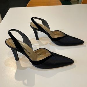 YVES SAINT LAURENT Black POI de SOIE PUMPS W/ a little detail of black velvet
